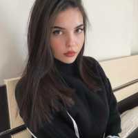 Mezitli Escort Bölgesinde Uyandırıcı ve Özgün Özellikli Çarpıcı Bir Bayanın Hikayesi