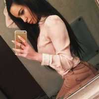 Yenişehir'de Hizmet Veren Çarpıcı Escort Kız